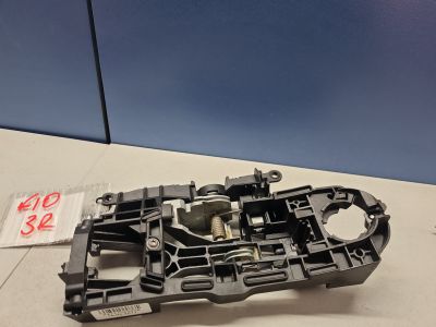 Кронштейн ручки двери правой для BMW 5 F10 2009-2017