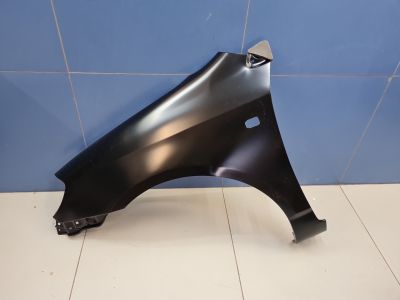 Крыло переднее левое для Toyota Corolla E12 2001-2007