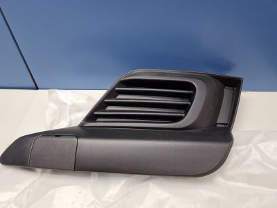 Рамка противотуманной фары правой для Renault Logan 2 2014-