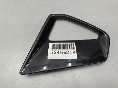 Рамка противотуманной фары правой для Audi A7 S7 4K 2018-