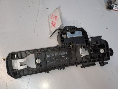 Кронштейн ручки двери правой для Mercedes CLS-klasse W218 2010-2017