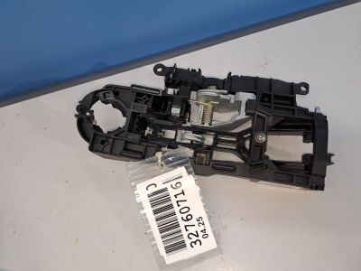 Кронштейн ручки двери задней левый для BMW 5 F10 2009-2017