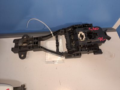 Кронштейн ручки двери задней левый для Volvo S60 2010-2018