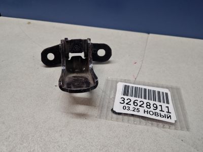 Петля двери