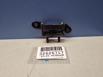 Петля двери