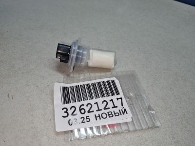 Датчик уровня в бачок омывателя для Toyota RAV 4 2005-2013