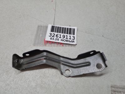 Кронштейн бампера переднего правый для Toyota Avensis T25 2003-2008