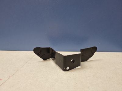 Кронштейн панели радиатора