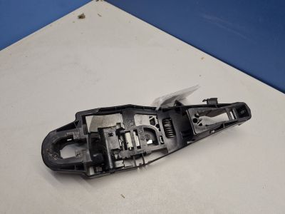 Кронштейн ручки двери правой для Peugeot 308 T9 2014-