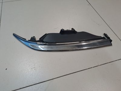 Планка под фару правая для Toyota Camry XV50 2011-2017