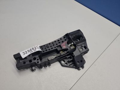 Кронштейн ручки двери левый для Audi A6 C7 Allroad quattro 2012-2019