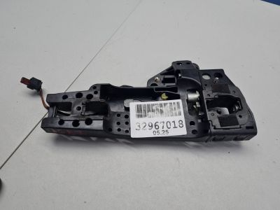 Кронштейн ручки двери левый для Audi A6 S6 C7 2011-2018