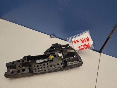 Кронштейн ручки двери правой для Audi A6 S6 C7 2011-2018