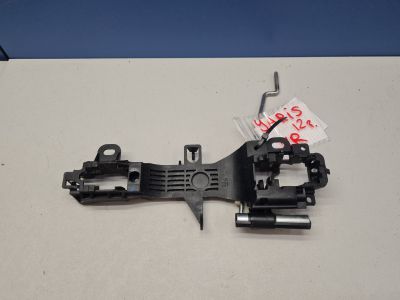 Кронштейн ручки двери передней правой для Toyota Yaris 2005-2011