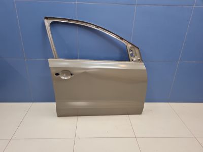 Дверь правая передняя для Volkswagen Polo Sedan 2011-