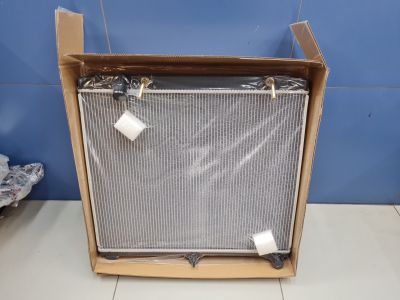 Радиатор основной охлаждения двигателя для Lexus LX 570 URJ200 2007-