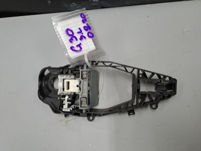 Кронштейн ручки двери задней левый для BMW 5 G30 F90 2016-