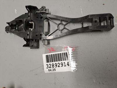 Кронштейн ручки двери левой для Volvo V70 2007-2016