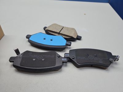 Комплект тормозных колодок передних для BAIC U5 Plus 2021-
