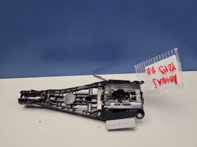 Кронштейн ручки двери передней правой для Opel Astra J 2009-2017