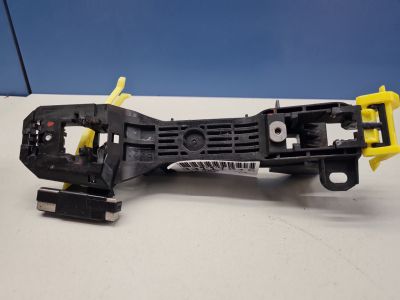 Кронштейн ручки двери задней левый для Toyota Avensis T27 2008-2018