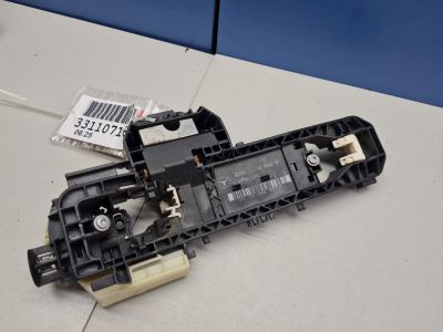 Кронштейн ручки двери левый для Mercedes E-klasse W212 2009-2016