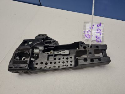 Кронштейн ручки двери левой для Audi Q3 8U 2012-2018