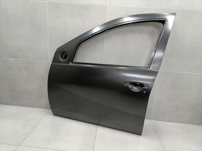 Дверь левая передняя для Renault Duster 2010-