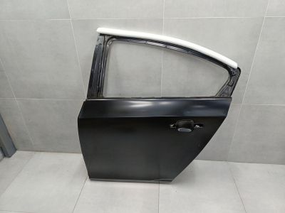 Дверь левая задняя для Chevrolet Cruze 2009-2016