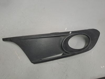 Решётка в бампер правая для Volkswagen Jetta A6 2010-2018