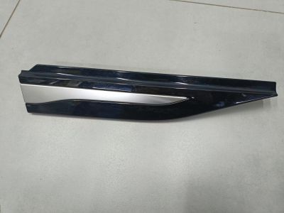 Молдинг крыла переднего правого для Land Rover Range Rover Evoque 2019-