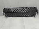 Решётка в бампер центральная