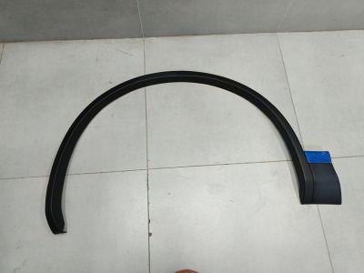 Расширитель арки левый передний для Volkswagen Touareg 2010-2018