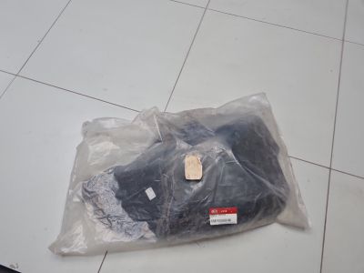 Локер правый задний для KIA Carens 2006-2012