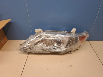 Фара левая для Toyota Camry V40 2006-2011