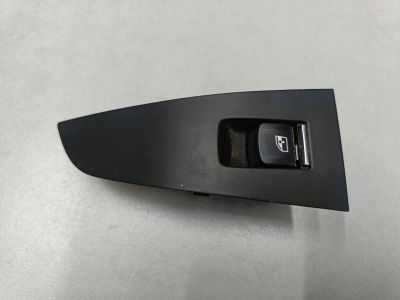 Кнопка стеклоподъемника для BMW 5 G30 F90 2016-