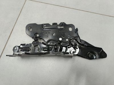 Петля капота левая для BMW X3 G01 G08 2017-