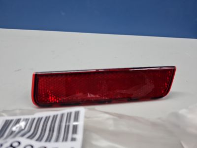 Отражатель в бампер задний правый для Renault Duster 2010-