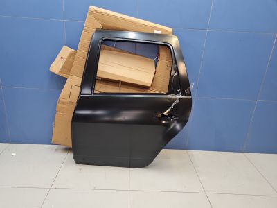 Дверь левая задняя для Renault Duster 2010-