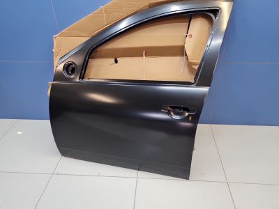 Дверь левая передняя для Renault Duster 2010-