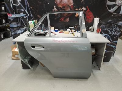 Дверь правая задняя для Mercedes M-klasse W166 ML GLE 2011-2018