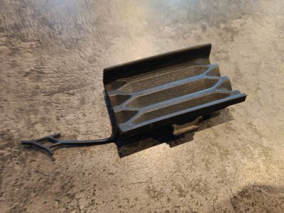 Заглушка заднего бампера буксировочного крюка для Audi Q7 4M 2015-