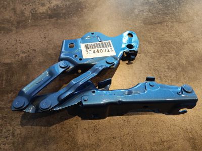 Петля капота левая для BMW X5 G05 2018-