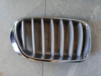 Решетка радиатора правая для BMW X3 F25 2010-2017