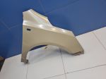 Крыло переднее правое