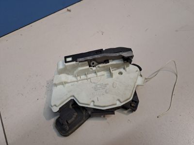 Замок двери задней левой для Volkswagen Tiguan 2017-