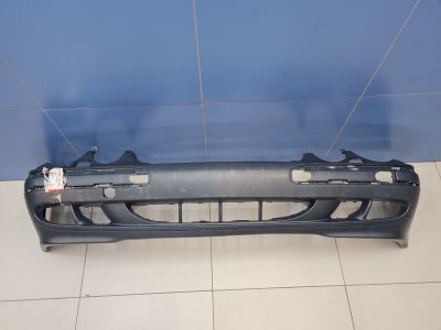 Бампер передний для Mercedes E-klasse W210 1995-2002