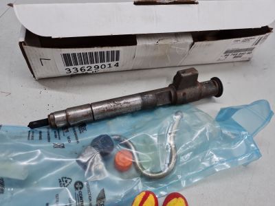 Форсунка дизельная электрическая для Peugeot 3008 P84 2016-