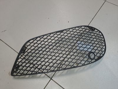 Решётка в бампер правая для Mercedes C-klasse W205 2014-
