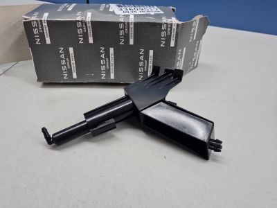 Форсунка омывателя фары правая для Nissan Qashqai J11E 2014-